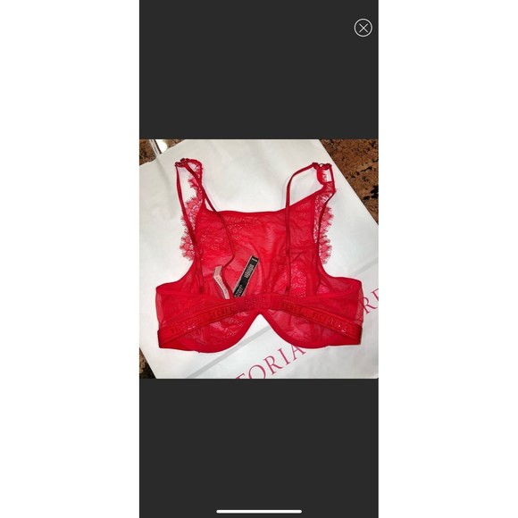 32C•Victoria’s Secret Red lace crochet High Neck Halter Bra - Picture 4 of 8